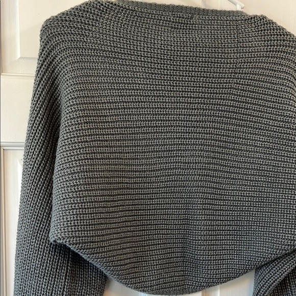 Echo Gray Chunky Knit Open Front Bolero Shrug with Long Sleeves - One Size - Picture 12 of 12